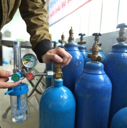 Cung cấp oxi miễn phí