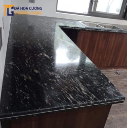 Bàn Đá Hoa Cương - Sự Lựa Chọn Hoàn Hảo Cho Năm 2023